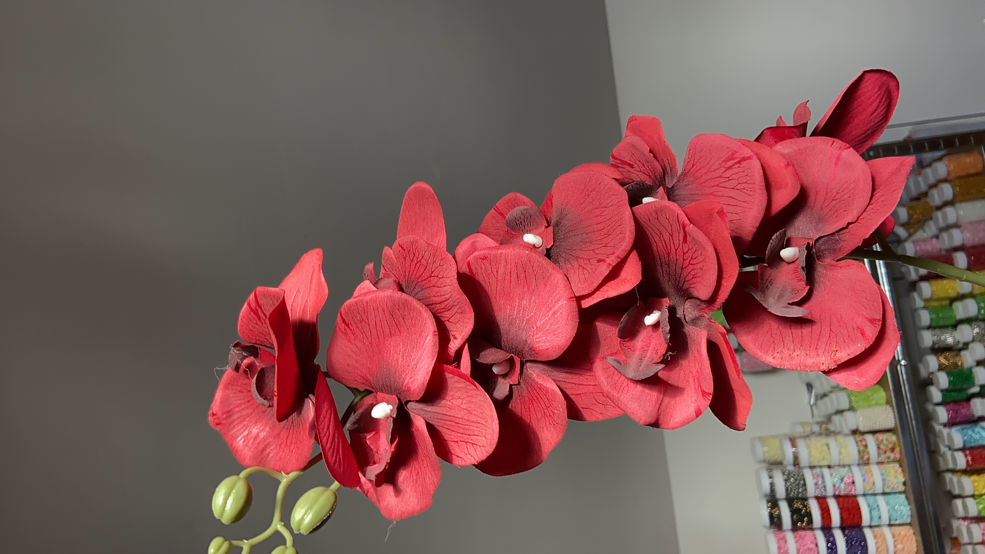 RED ARTIFICIAL FLOWERS