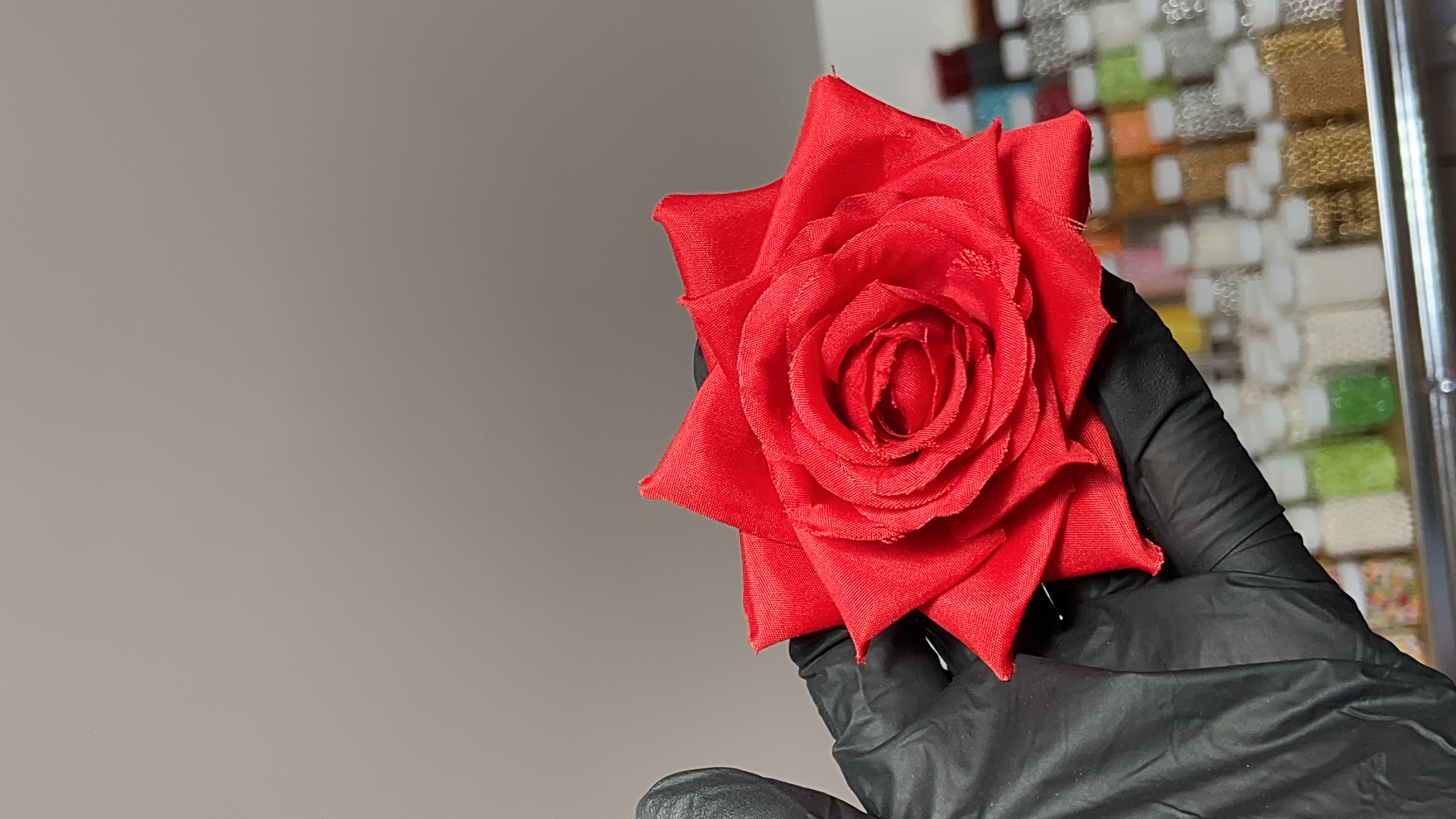 RED ARTIFICIAL FLOWERS