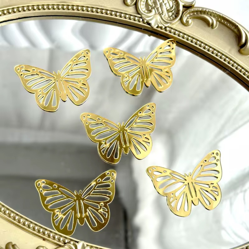 ACRYLIC TOPPER