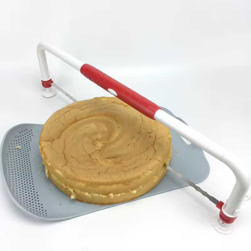 CAKE LEVELLER