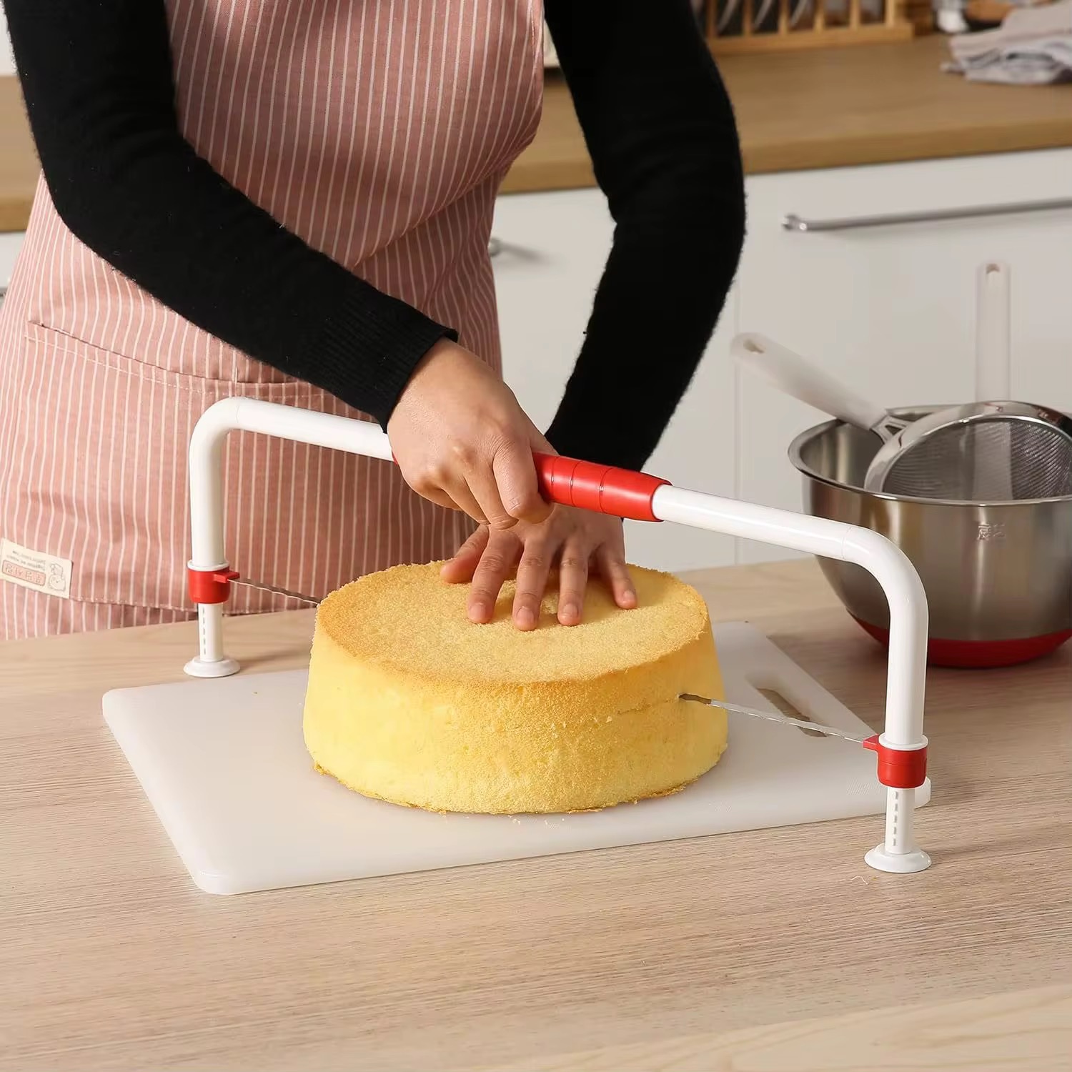 CAKE LEVELLER