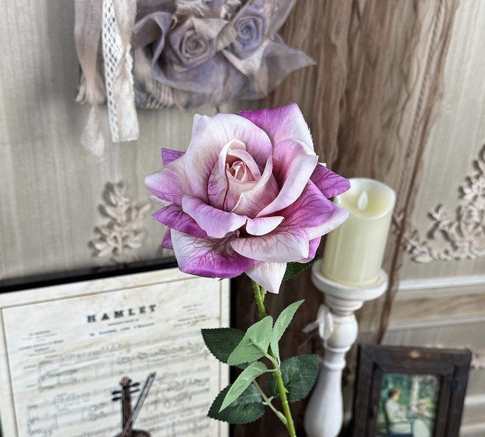 EMBOSSED ROSE FLOWER WITH STEM 11CM