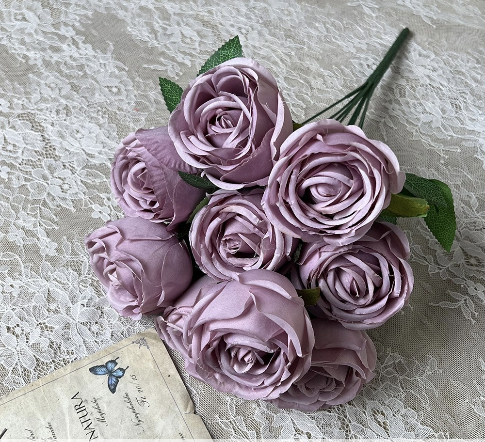 9 PIECE ROYAL ROSE BOUQUET