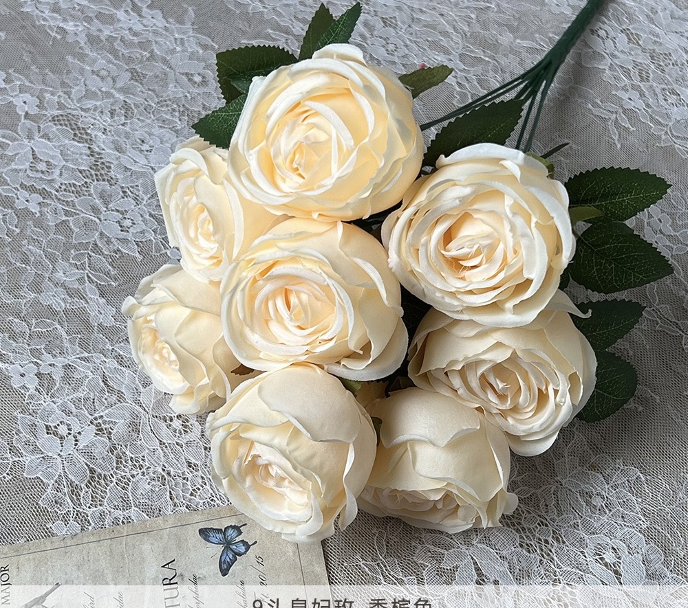 9 PIECE ROYAL ROSE BOUQUET