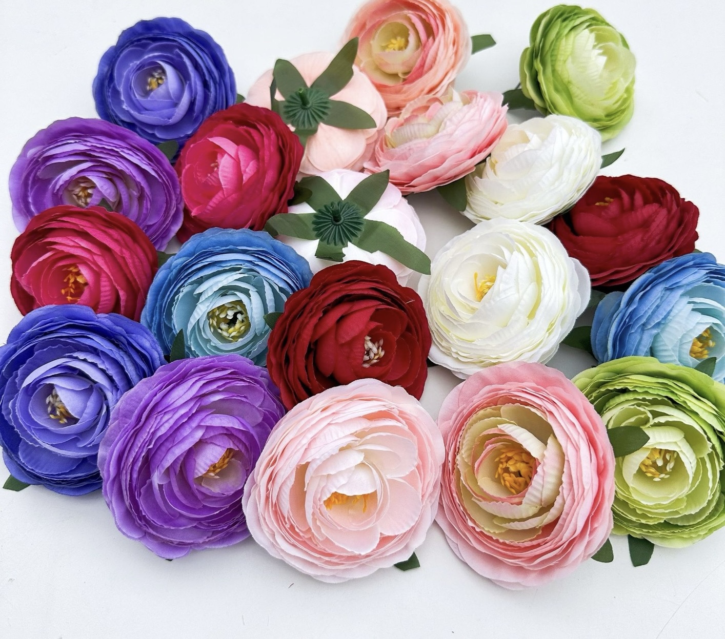 RANUNCULUS HEAD FLOWER