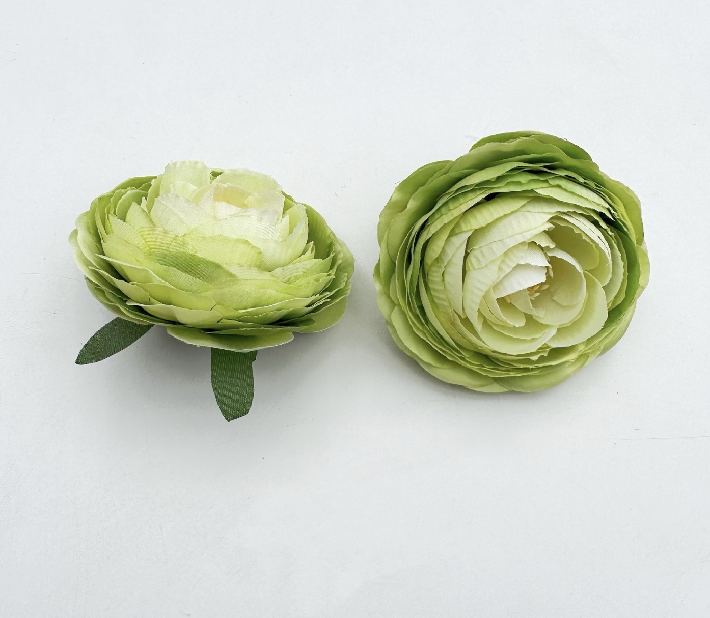 RANUNCULUS HEAD FLOWER