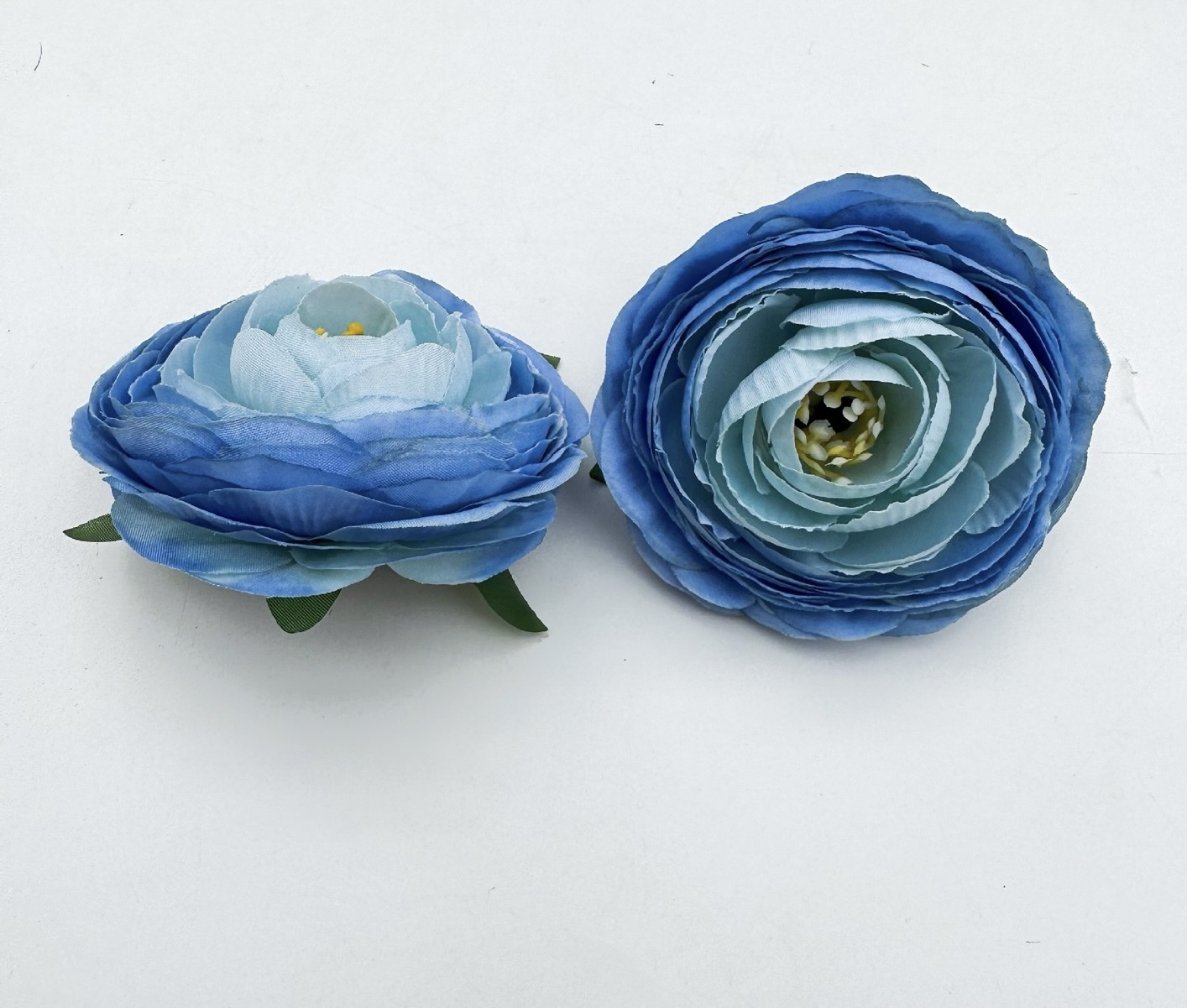 RANUNCULUS HEAD FLOWER