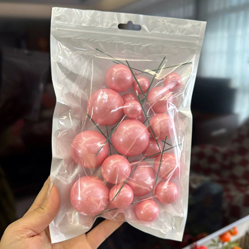 PEARLESCENT CAKE BALLS