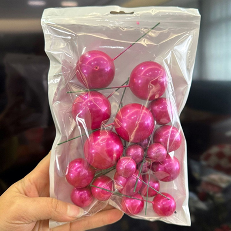 PEARLESCENT CAKE BALLS