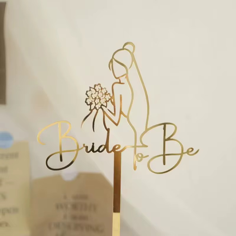 BRIDE TO BE TOPPER