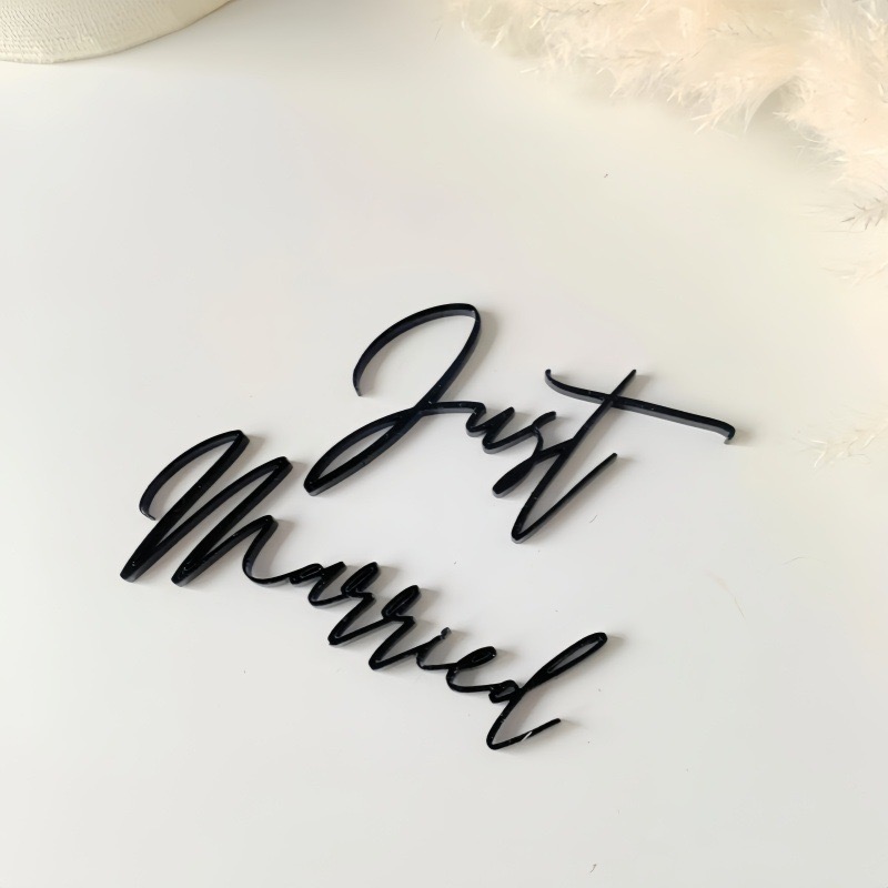 JUST MARRIED CHARM