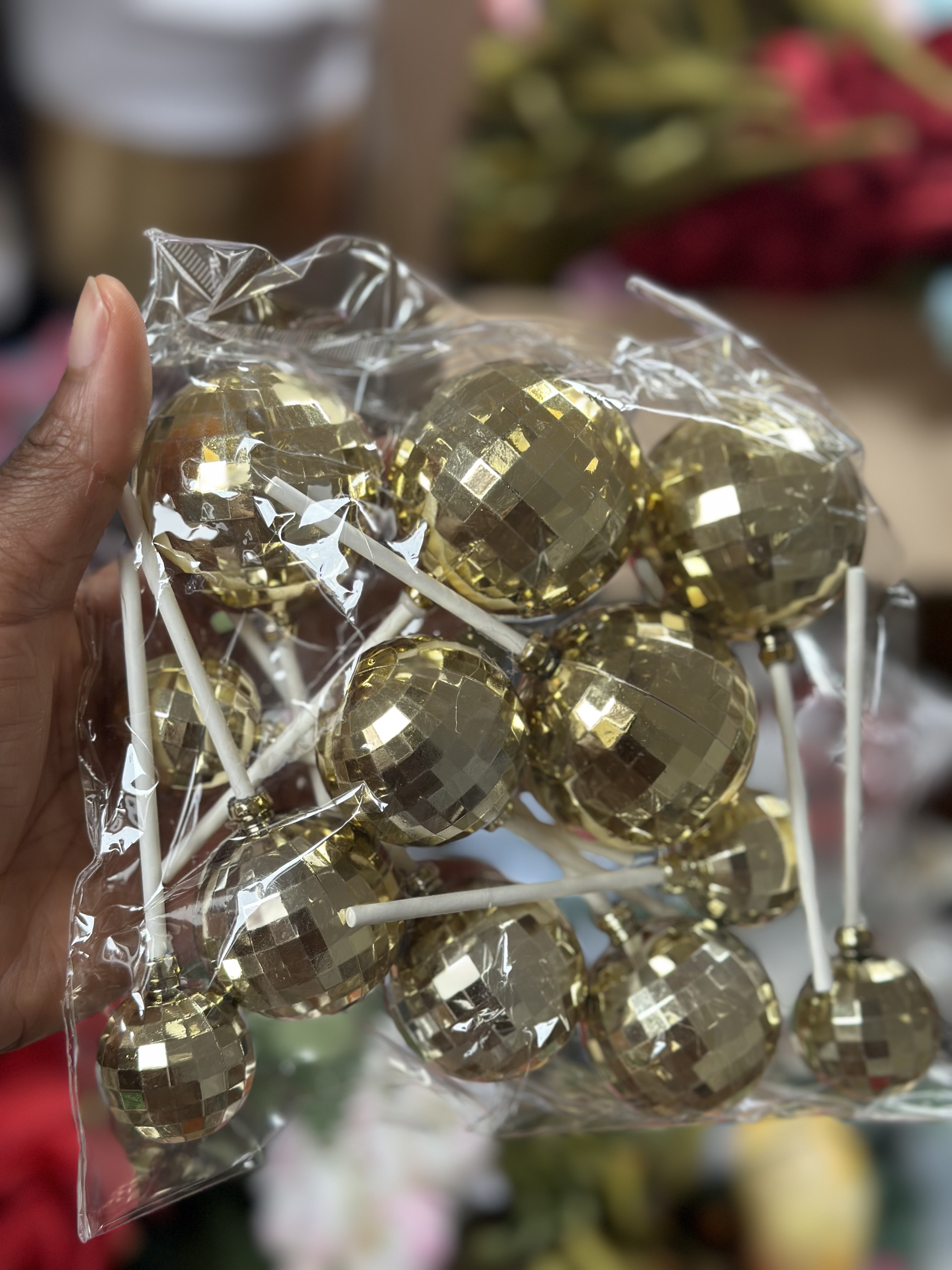 CHRISTMAS FAUX BALLS