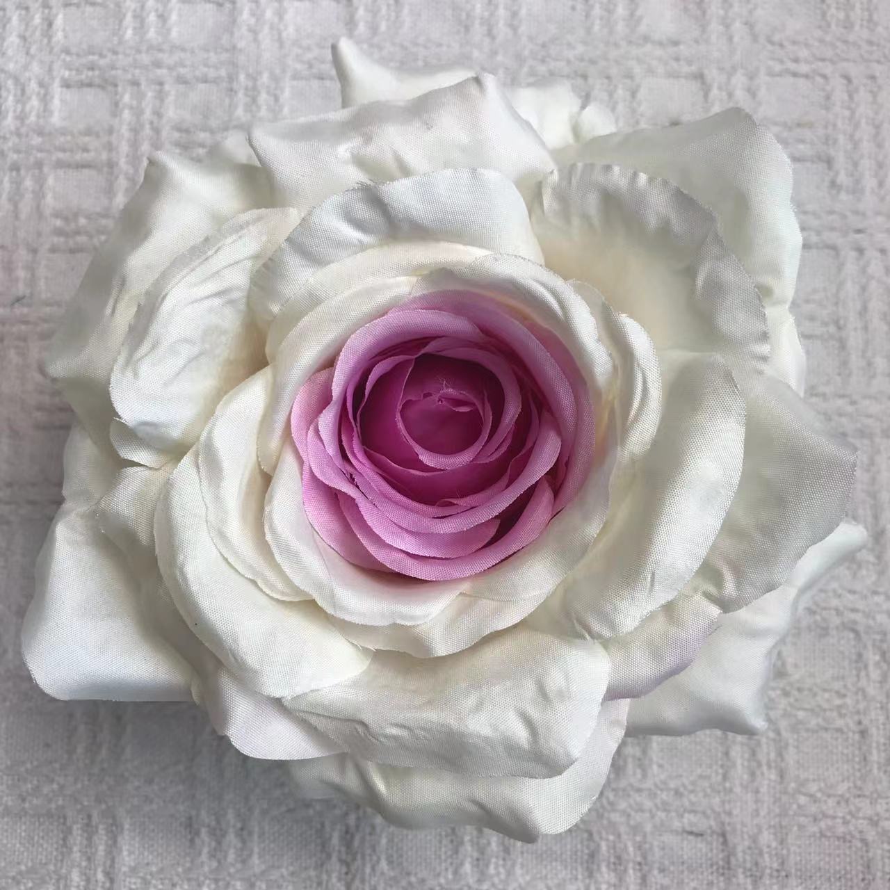 THAILAND QUEEN ROSE HEAD