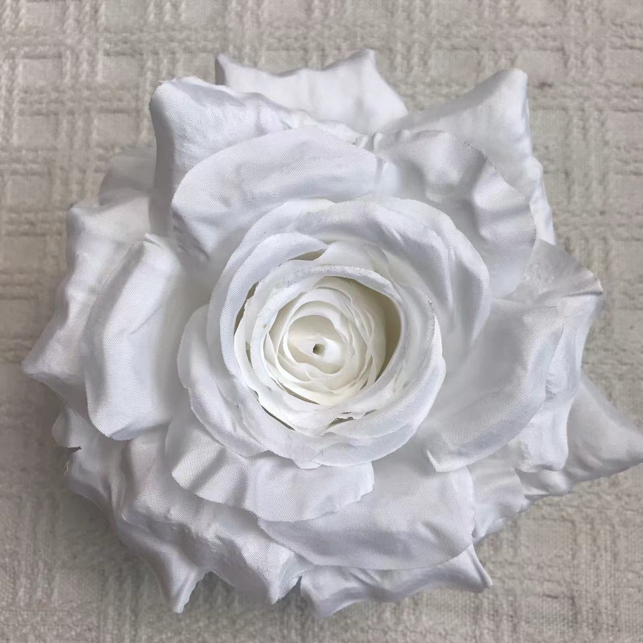 THAILAND QUEEN ROSE HEAD