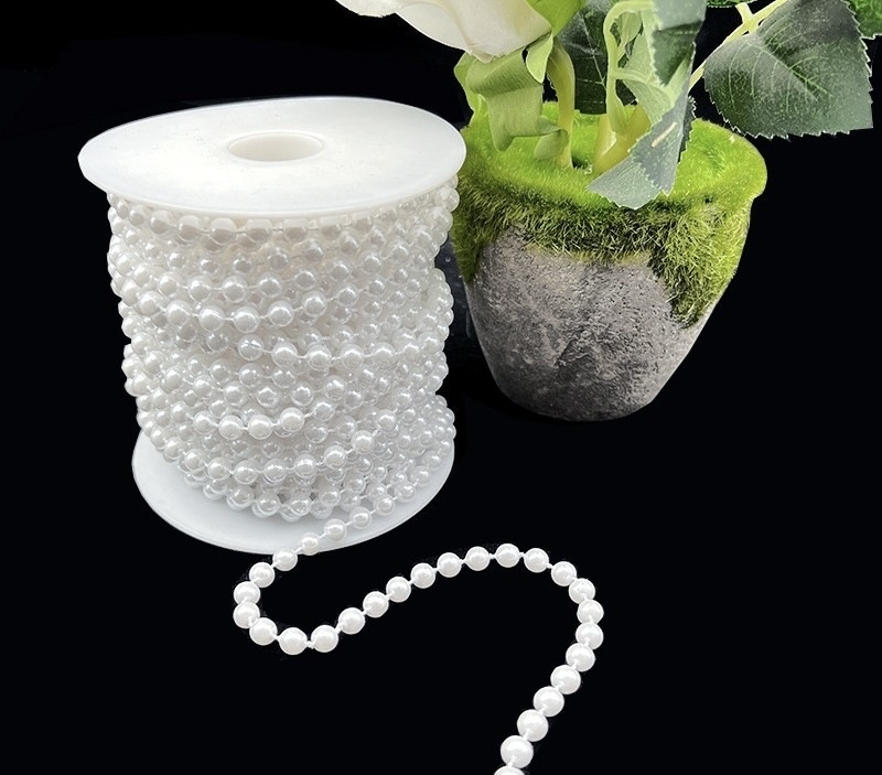 PEARL BEADS ON A ROLL