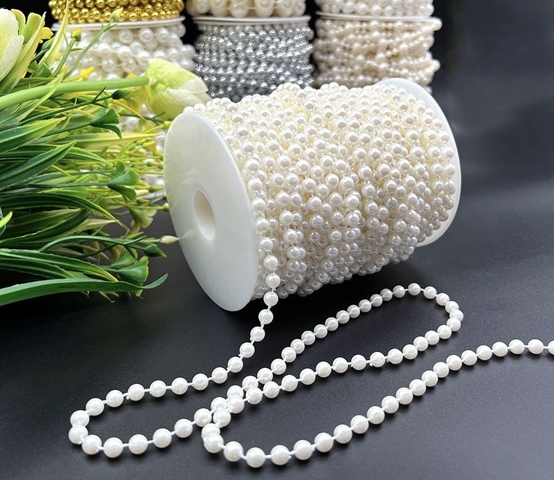 PEARL BEADS ON A ROLL