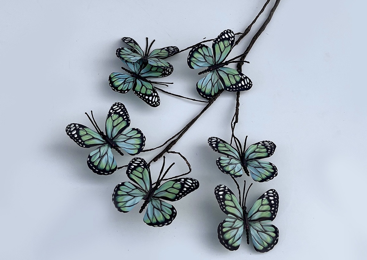7 head butterfly