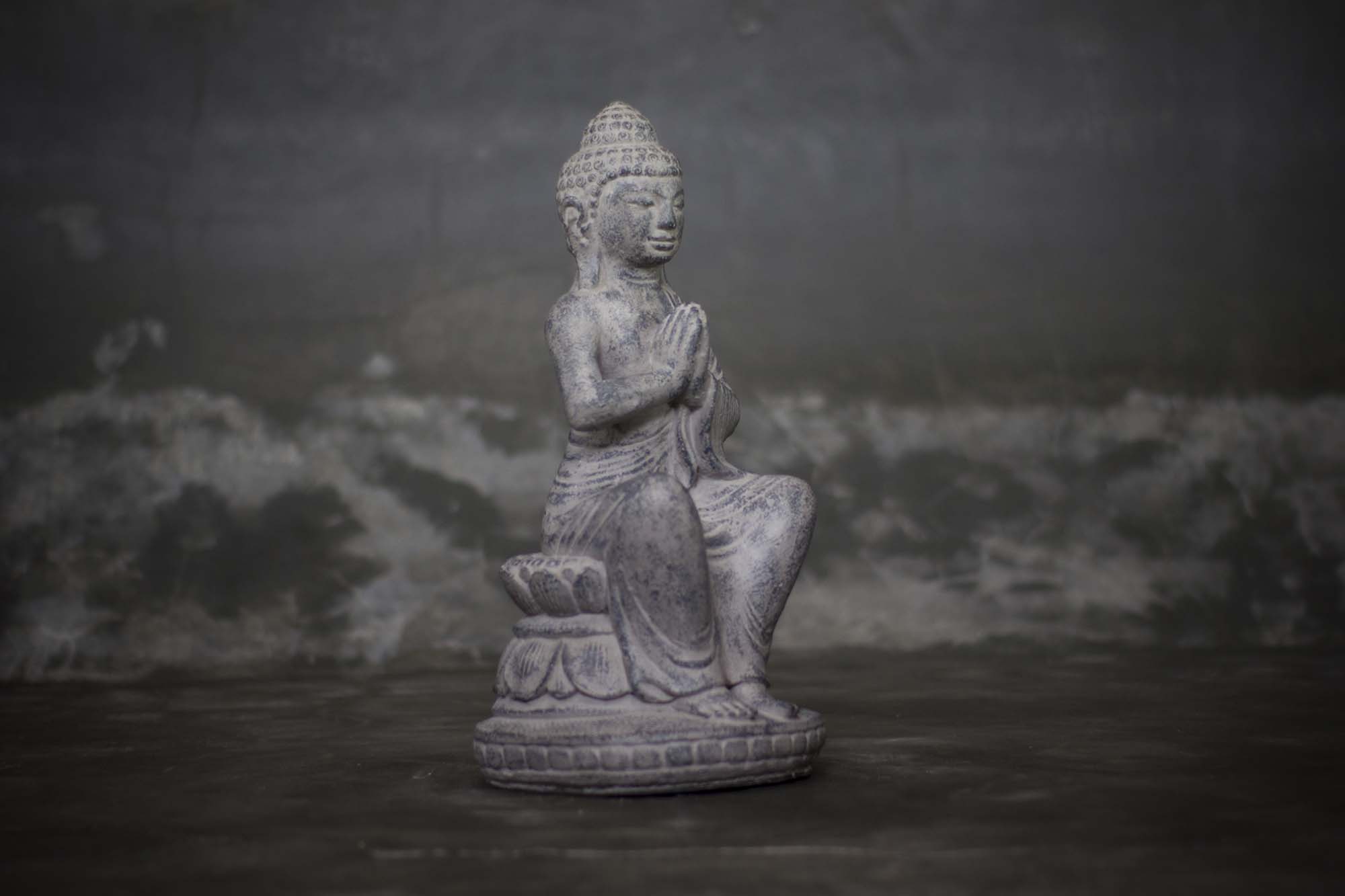 Sitting Praying Buddha Sculpture