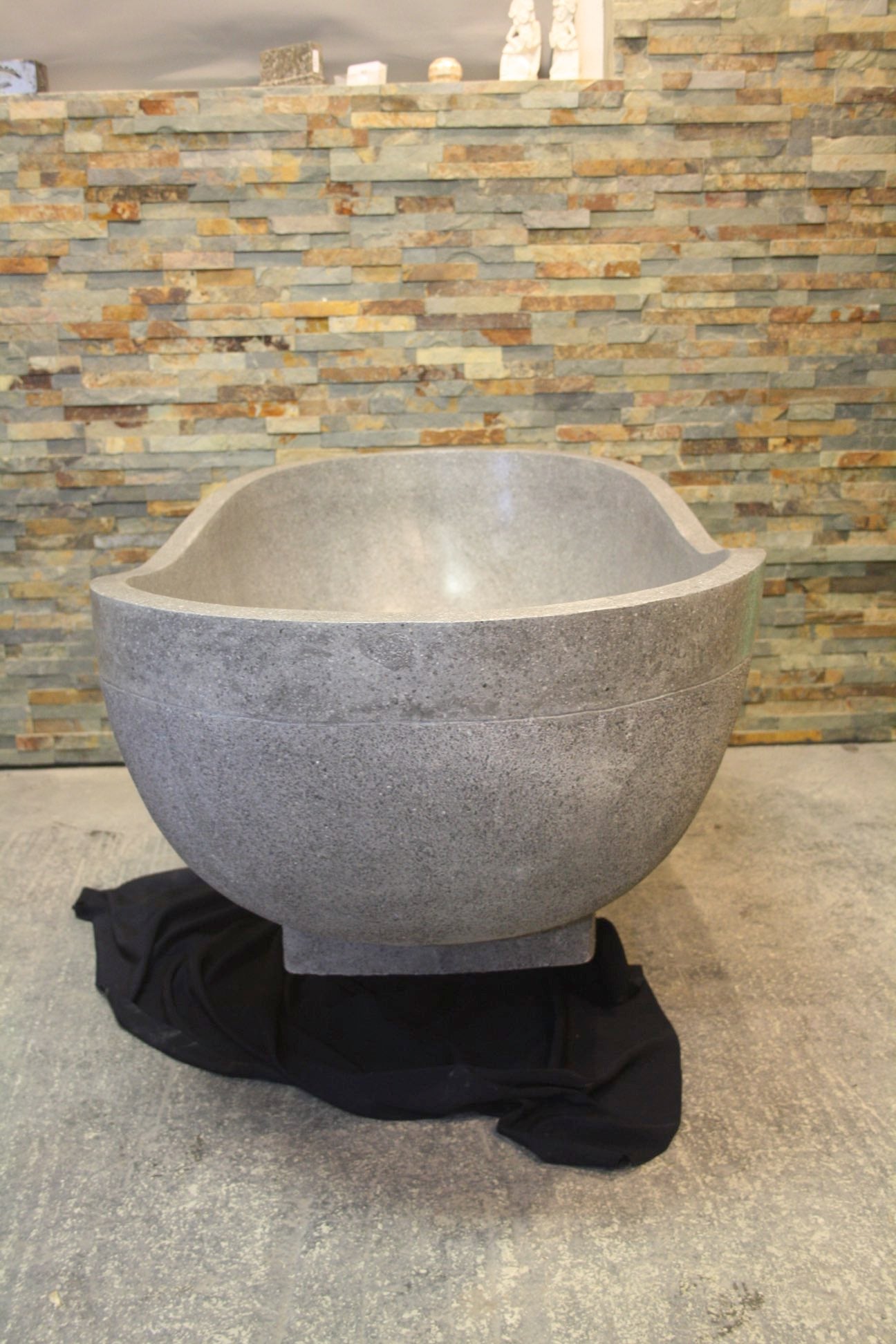 Handcrafted Dark Grey Terrazzo Stone Freestanding Bathtub - Spa Quality