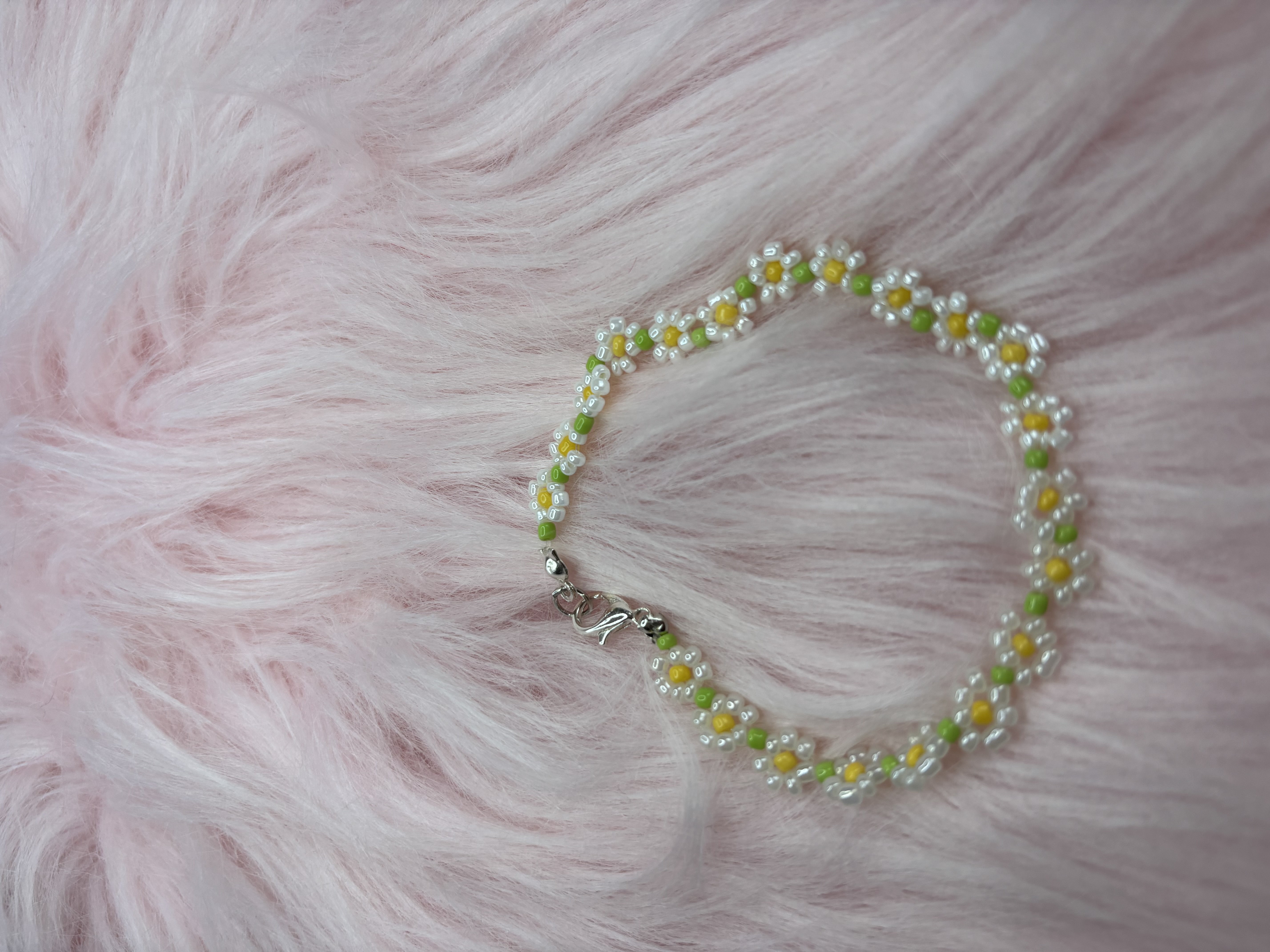 Daisy Bead Bracelet