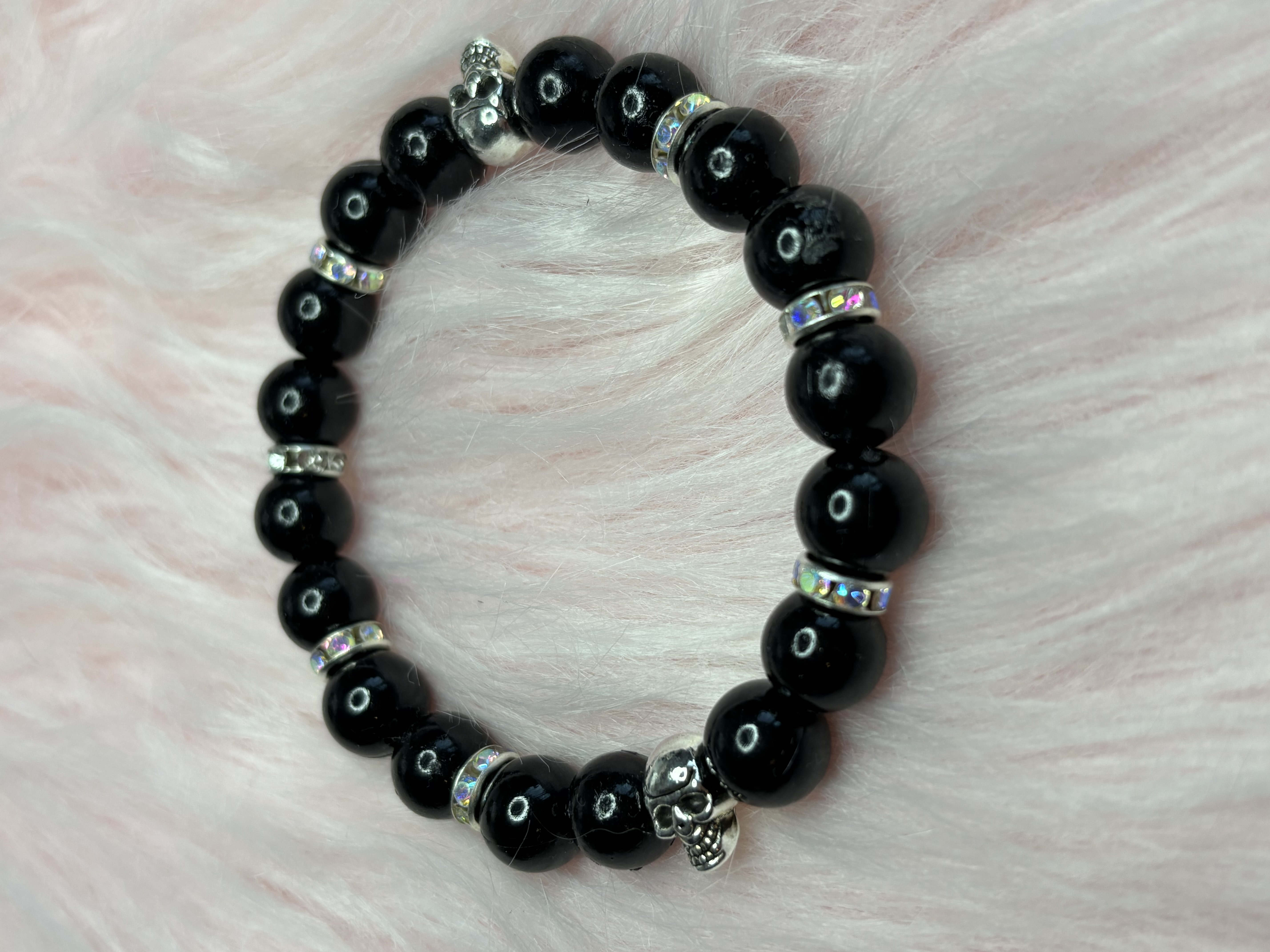 Elastic bead bracelet