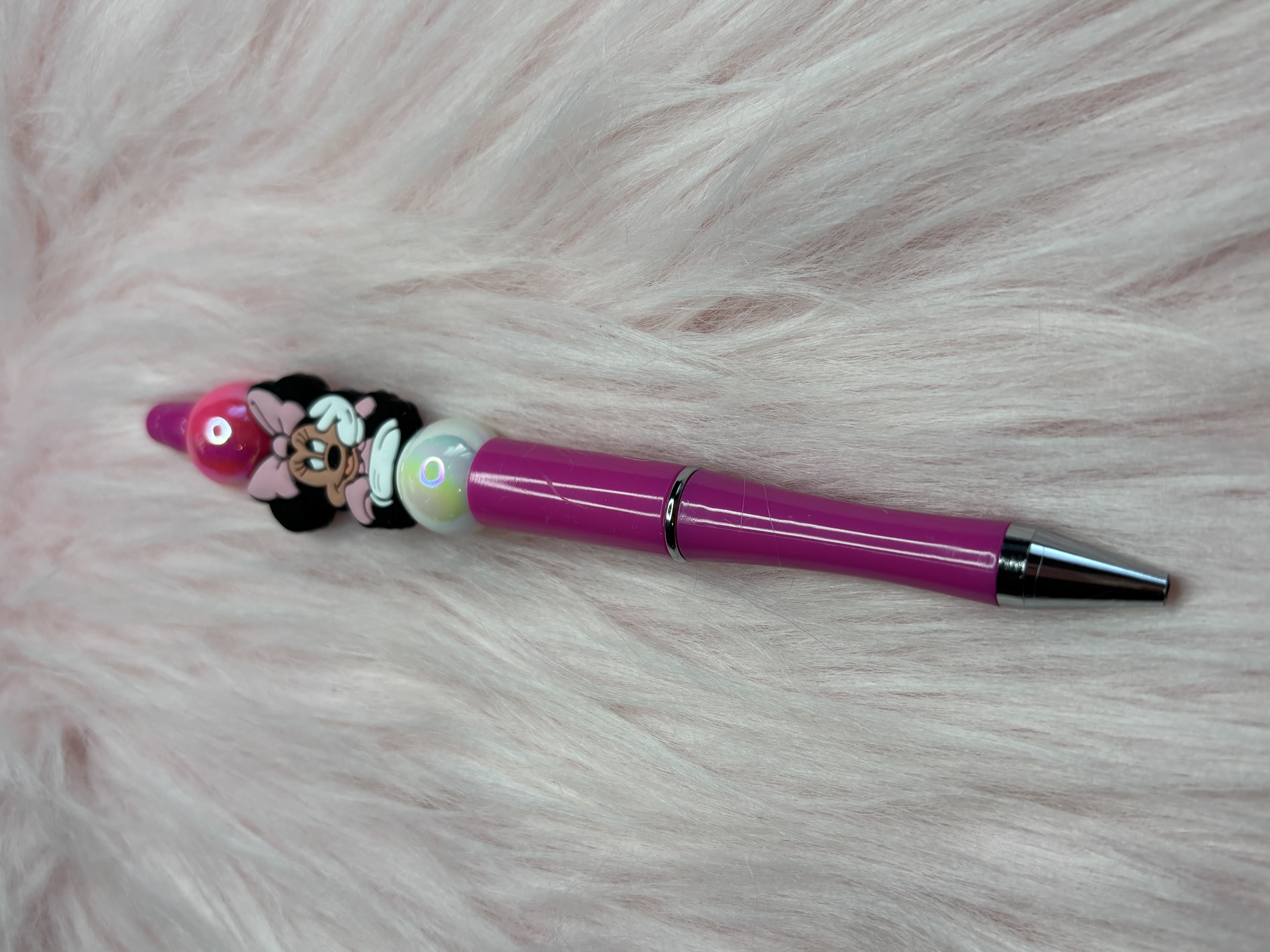 Hot Pink pen with Minnie Mouse