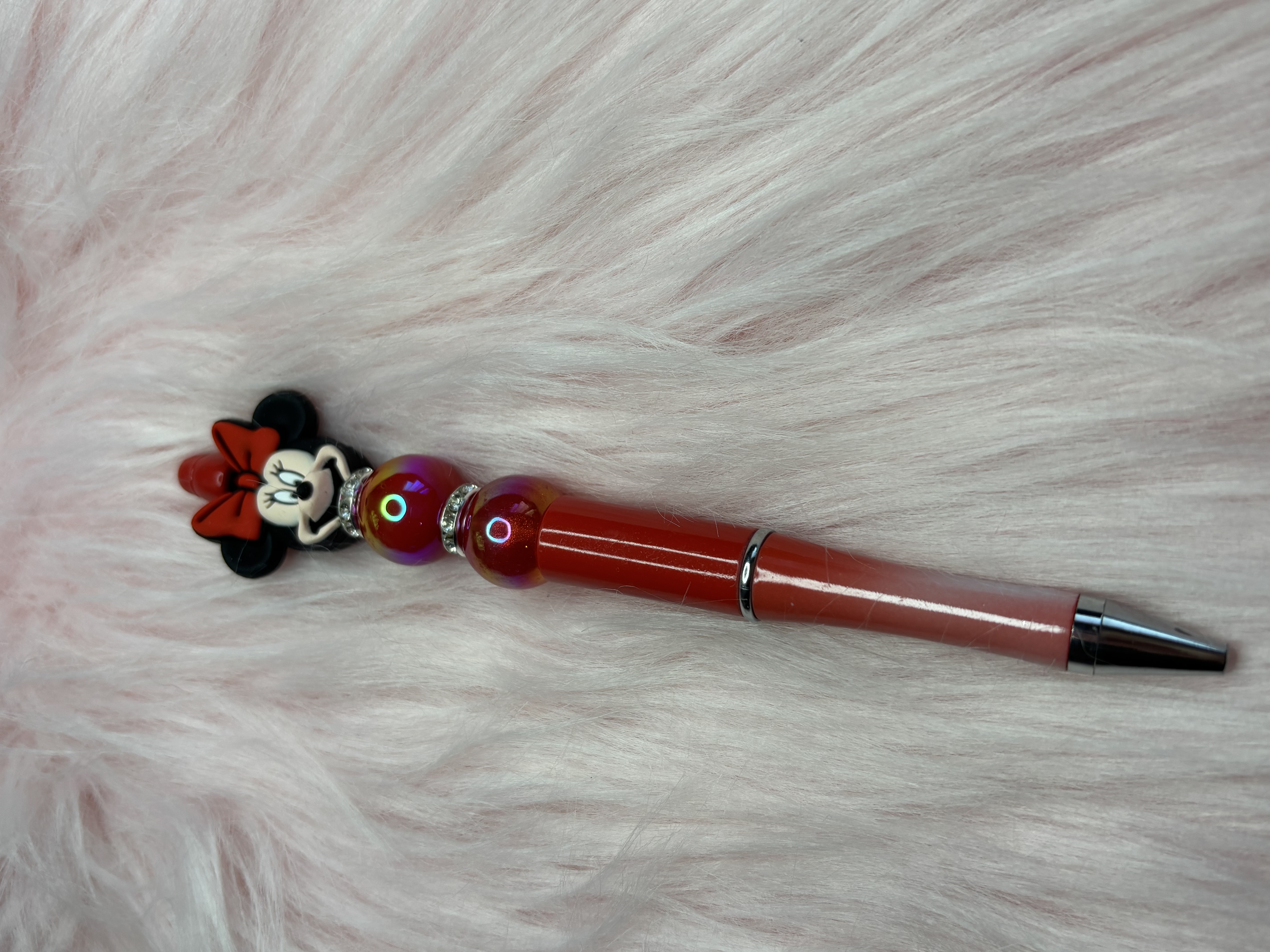 Red White ombré Minnie Mouse Pen