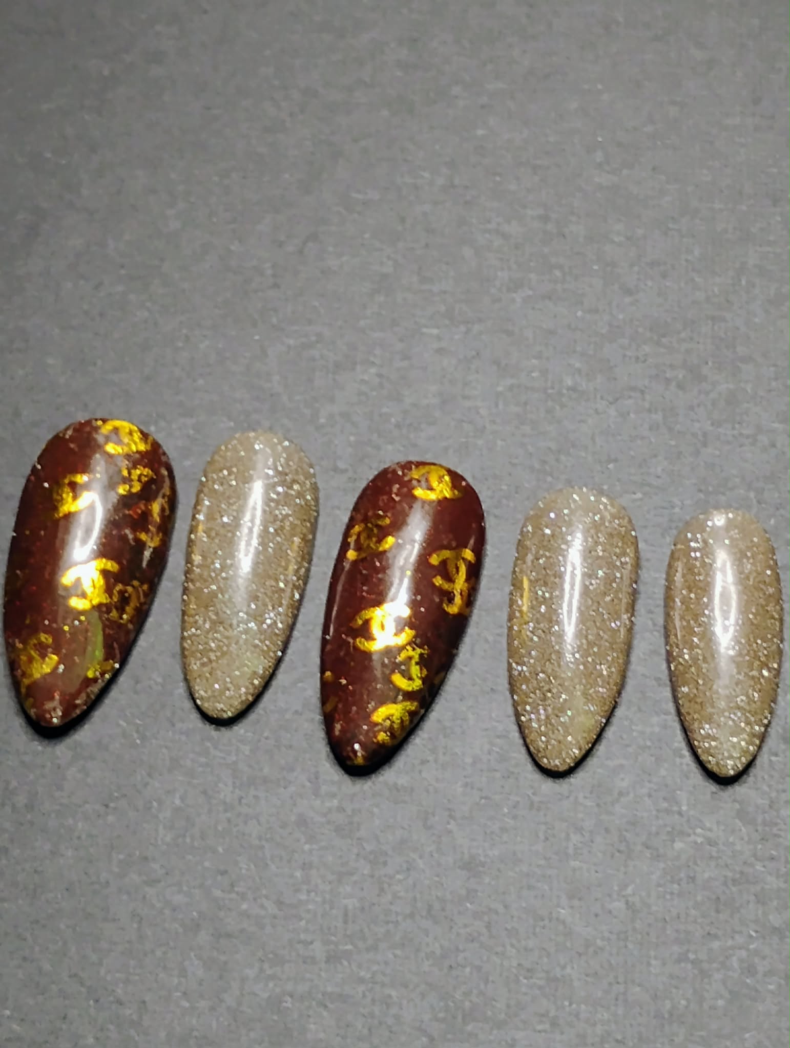 Up Town Girl (Type) - Set of 10 Nails