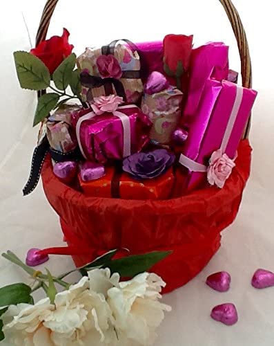 main product image on details page