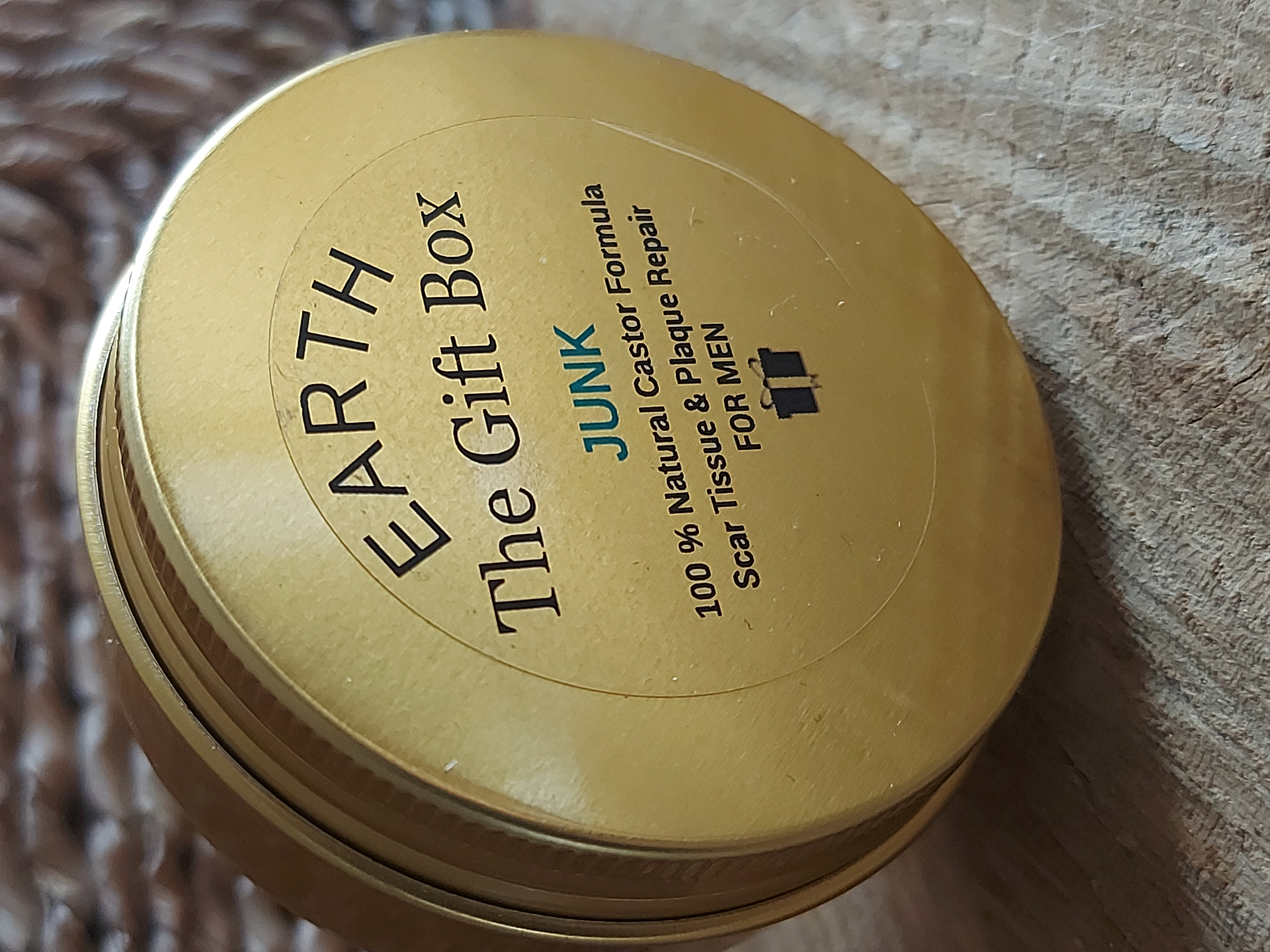 main product image on details page