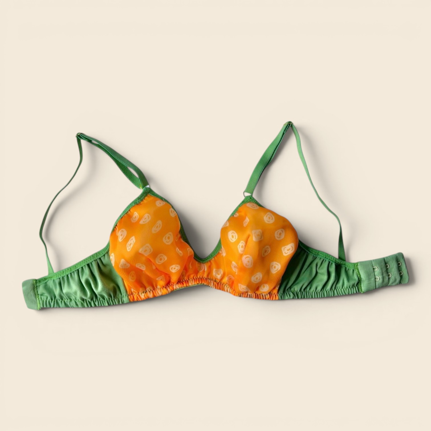 Oranges Brassiere