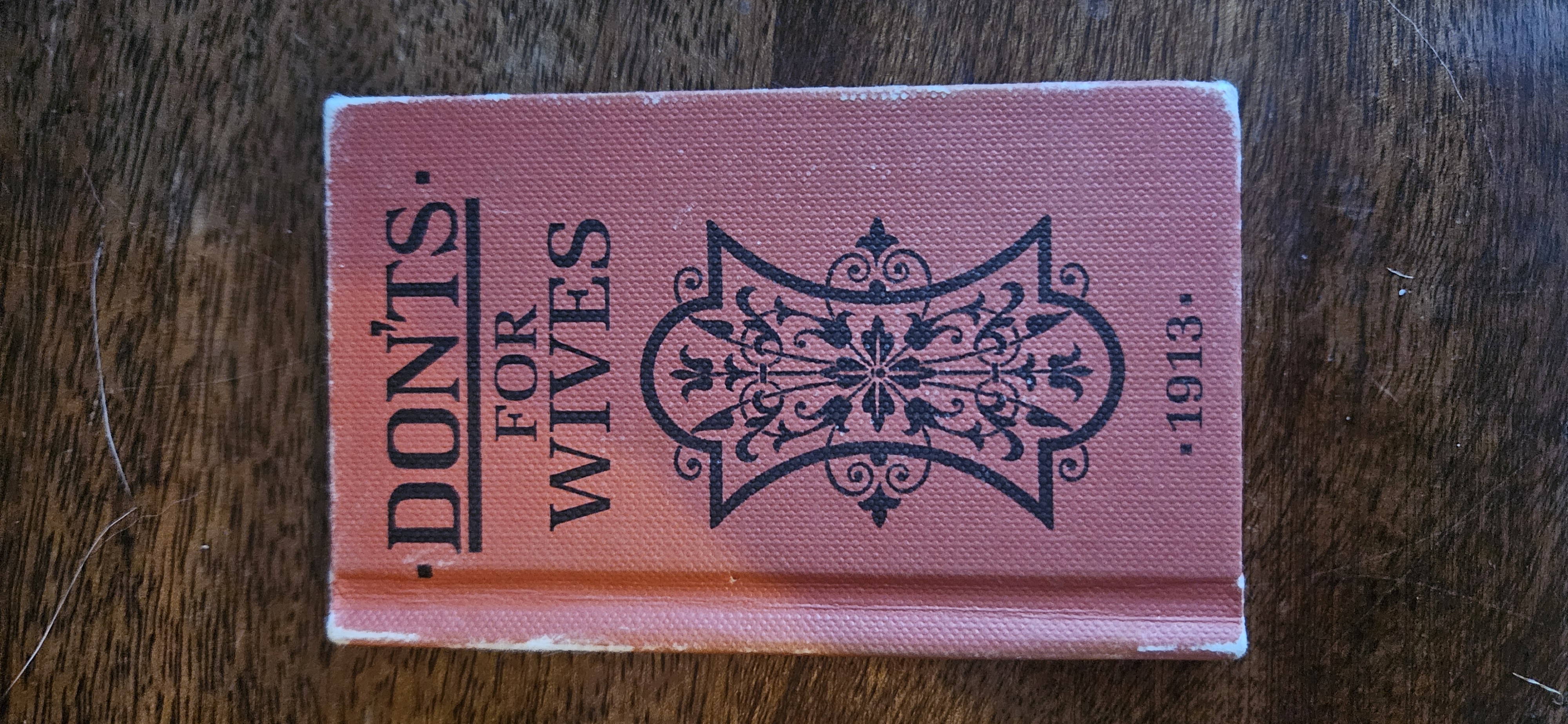 Vintage 1913 Donts miniature books