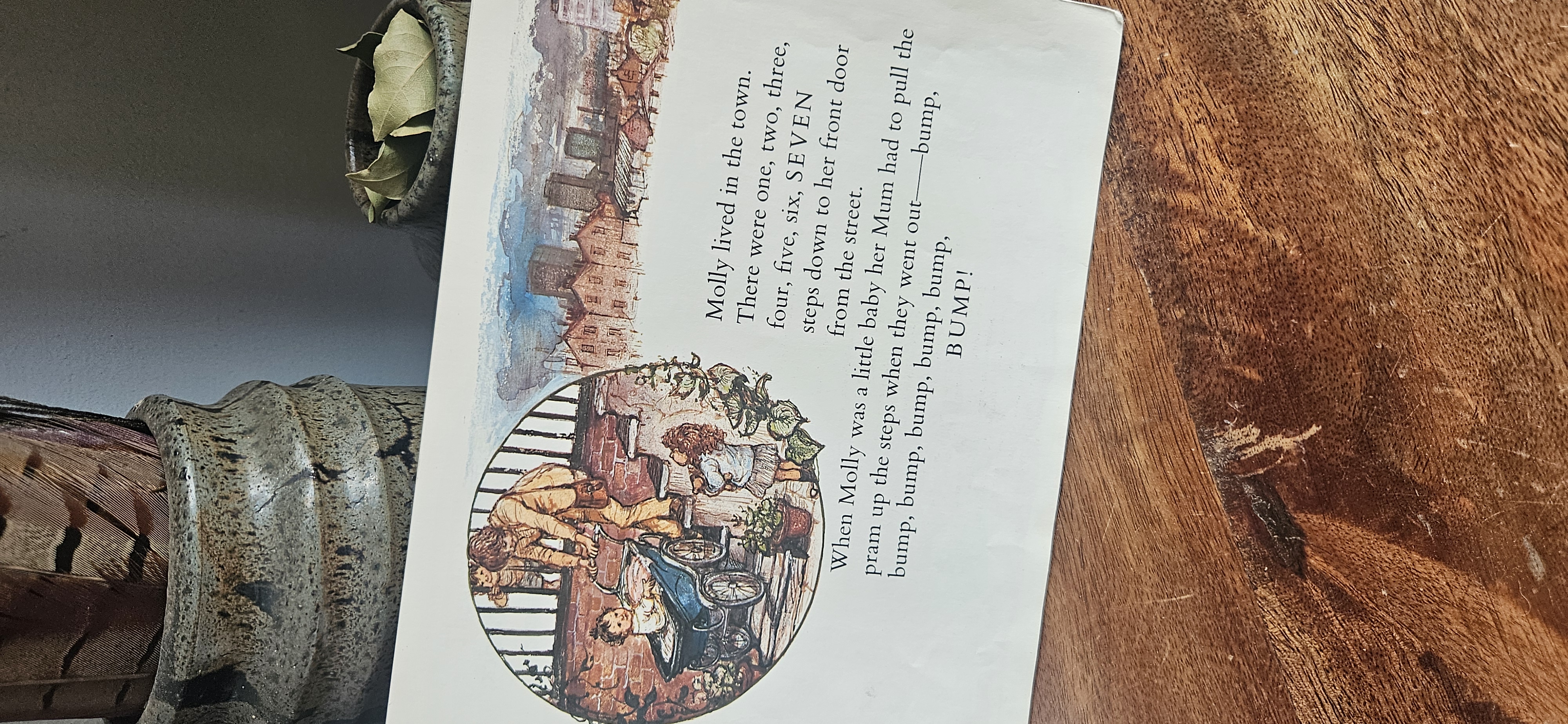 Moving Molly by Shirley Hughes (Paperback, 1991)