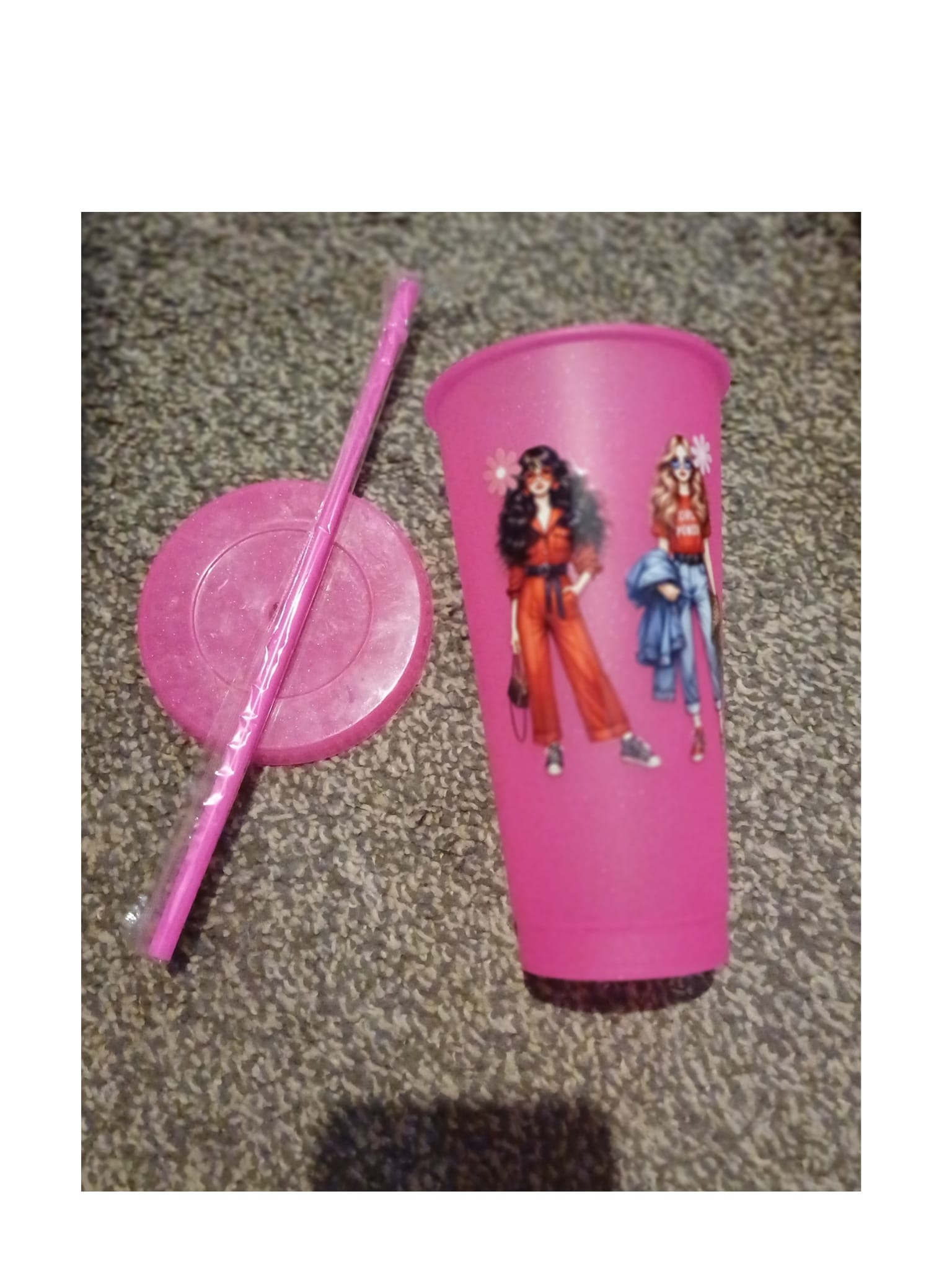 Glitter cups with straw