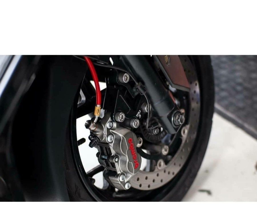 Xmax WR3 Front Caliper Support for BREMBO