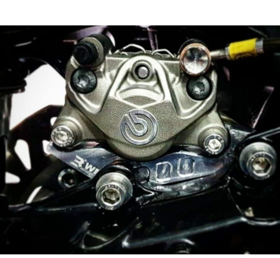 Xmax Rear Caliper Support for BREMBO