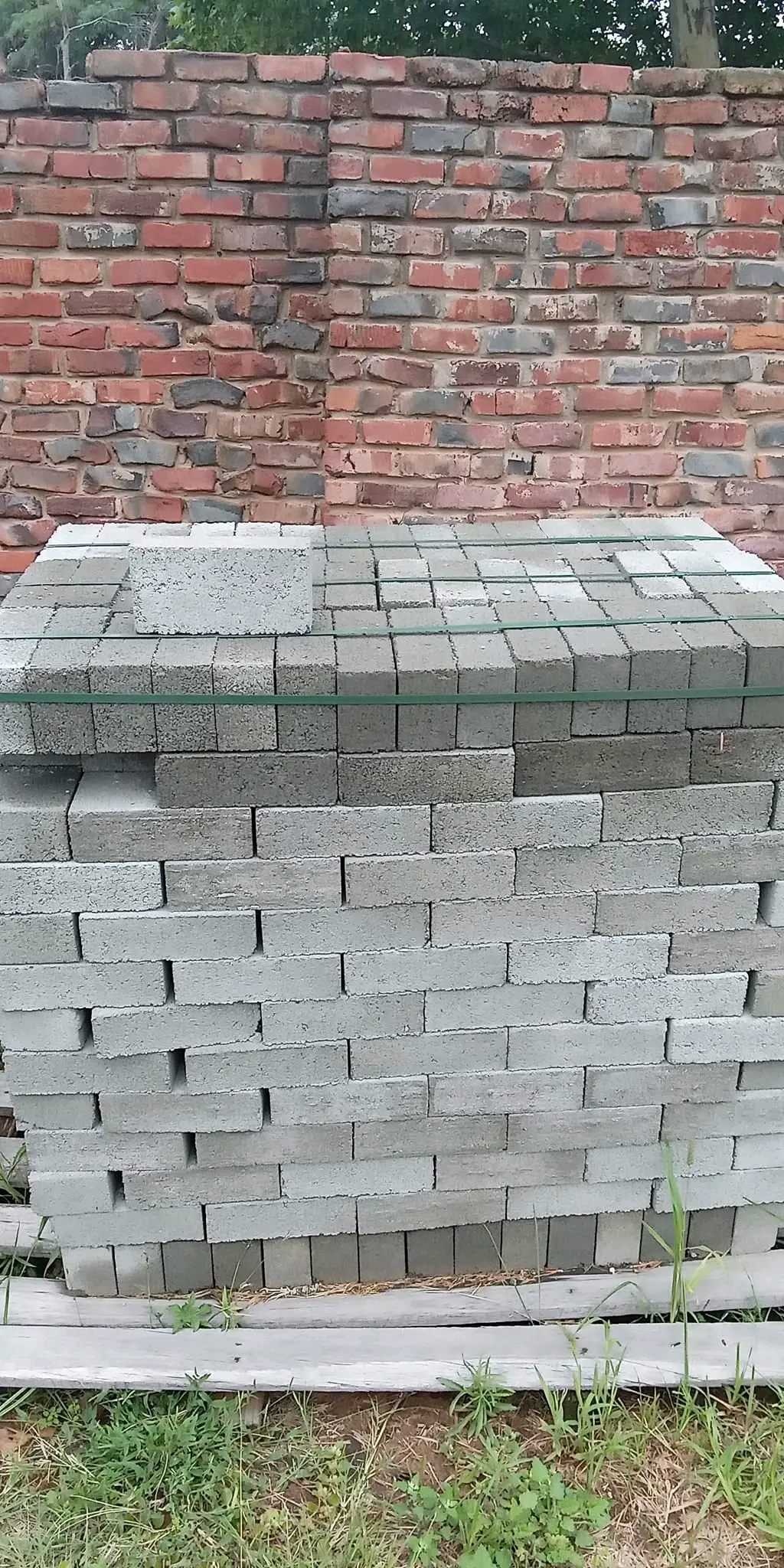 CEMENT STOCK BRICKS