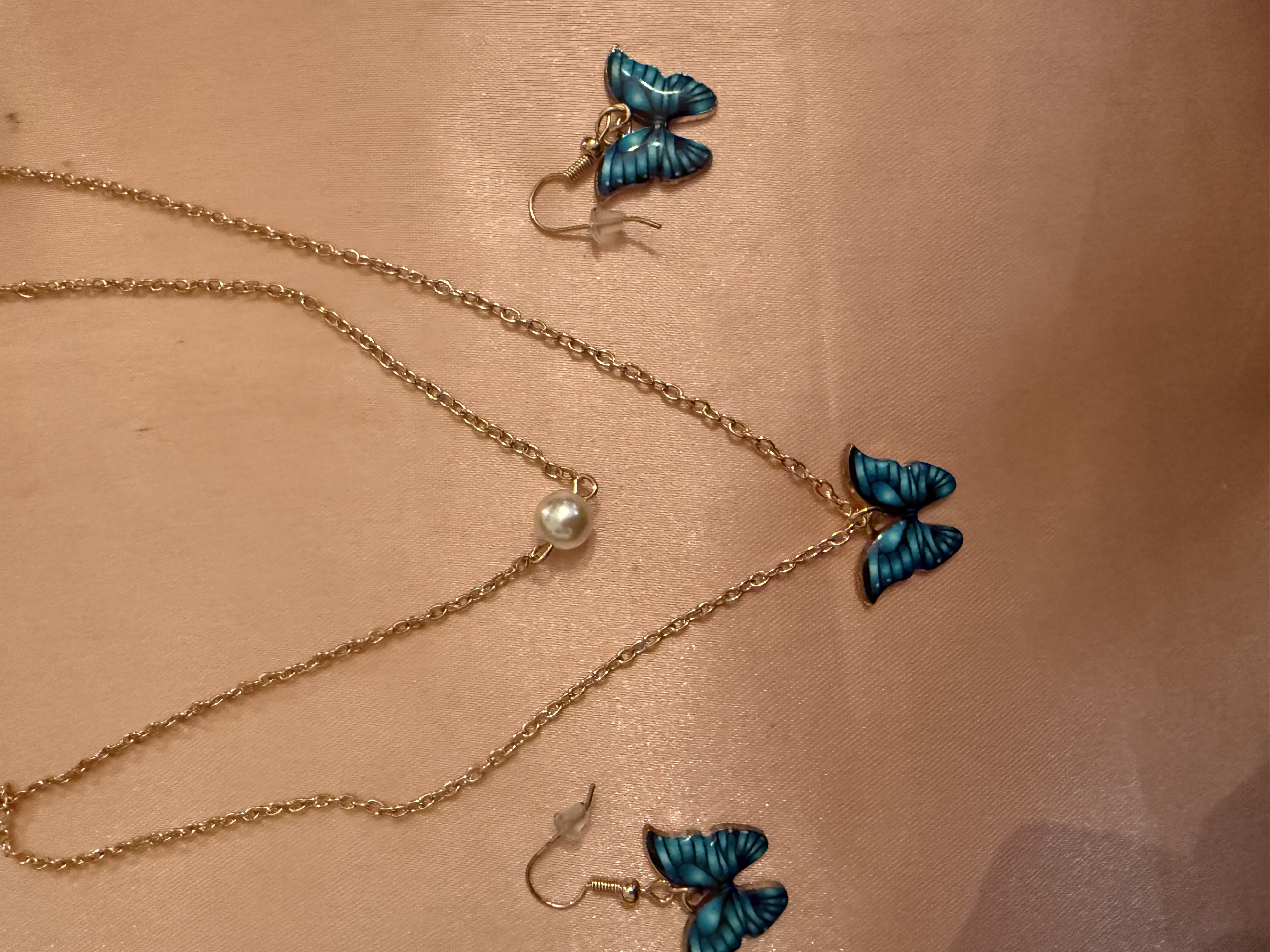 Blue butterfly earrings & necklace set