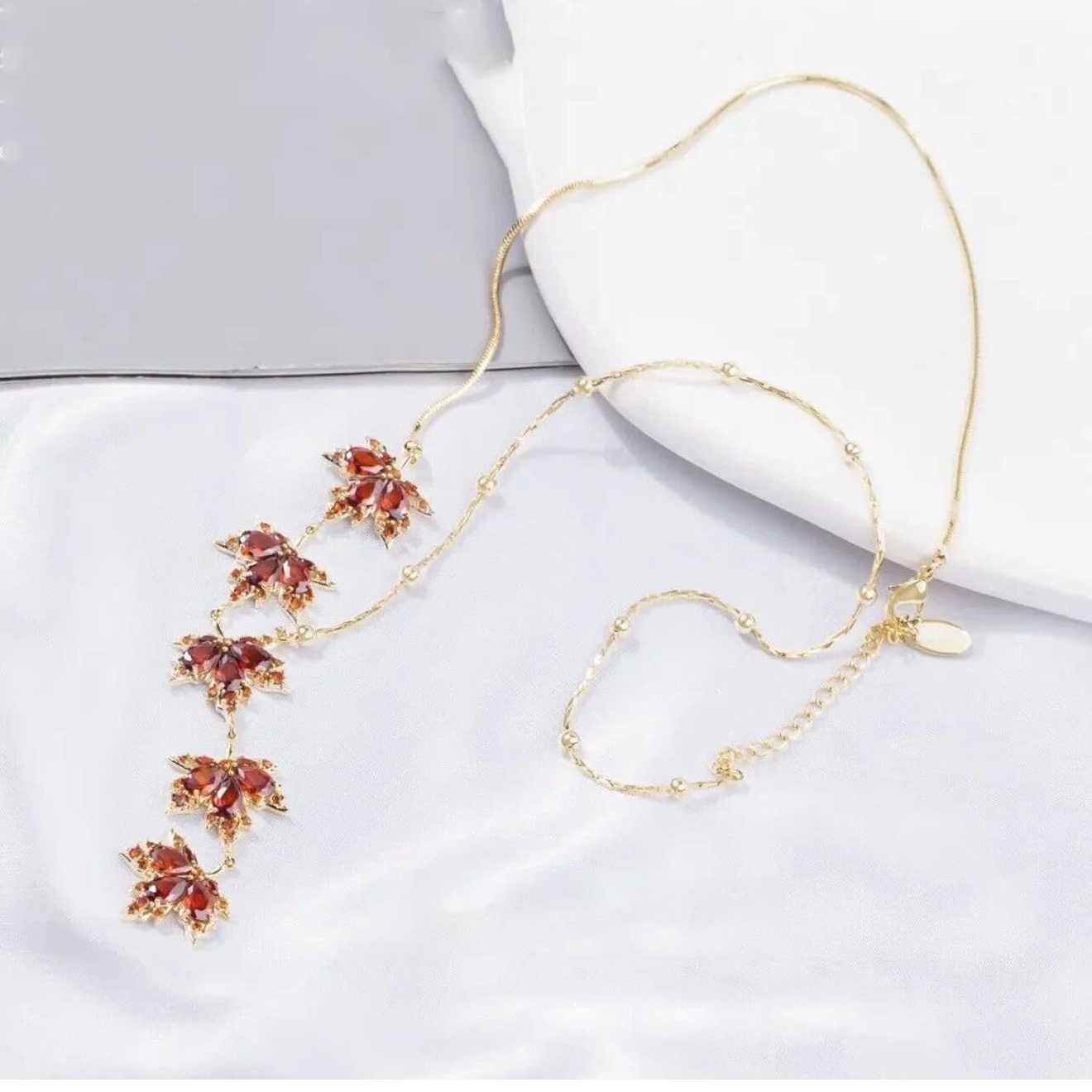 Women’s Fall leaves necklace