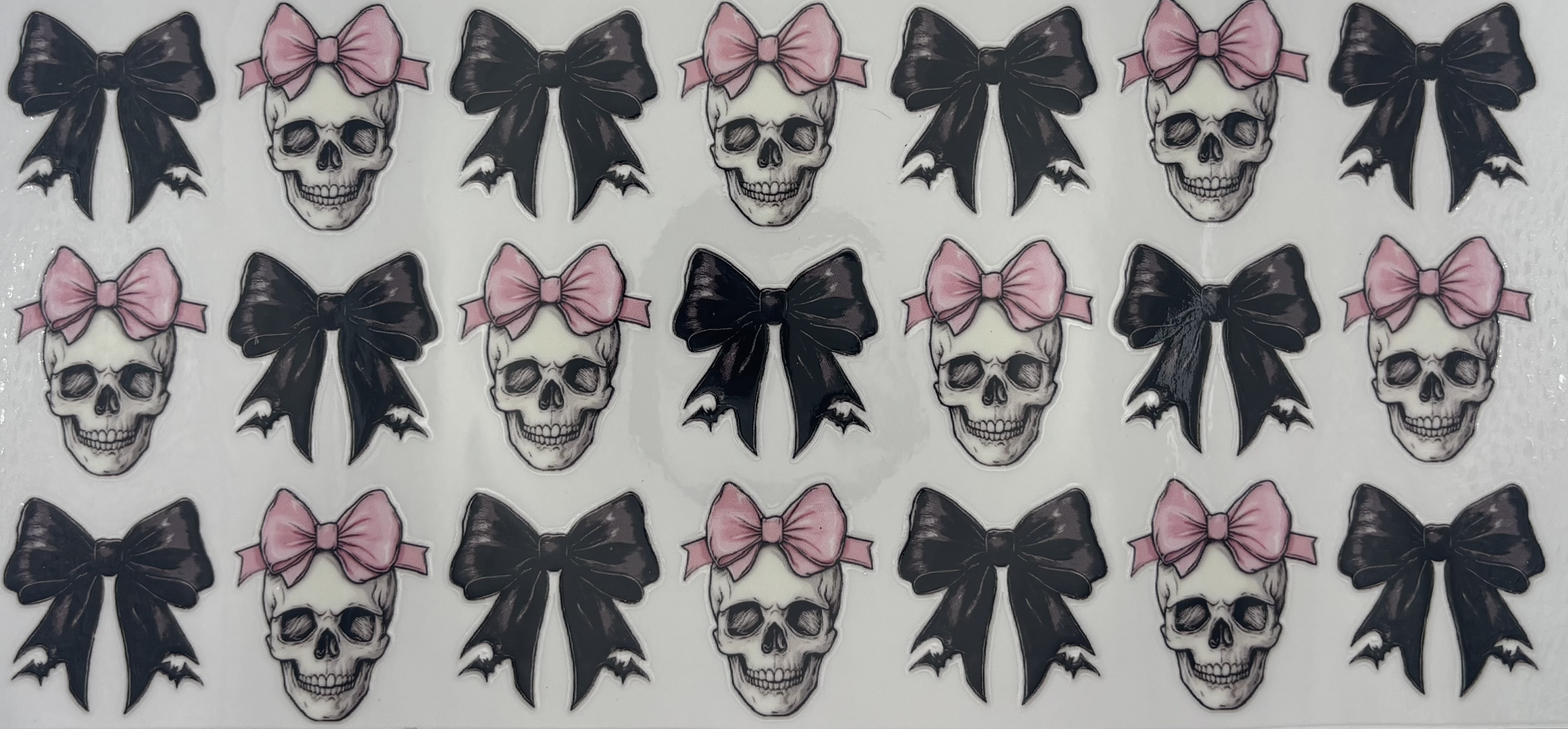 GHOST SKULL WRAP 16oz