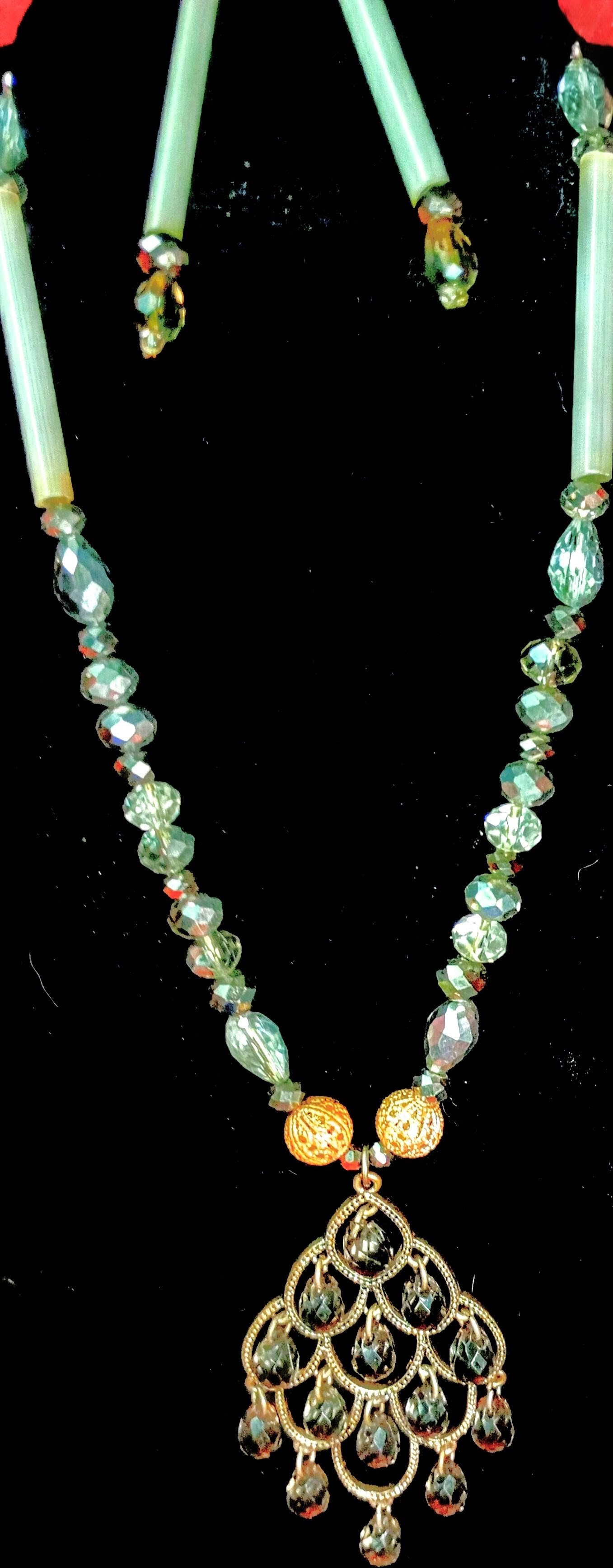 16"  14 Grey Glass Teardrops Necklace