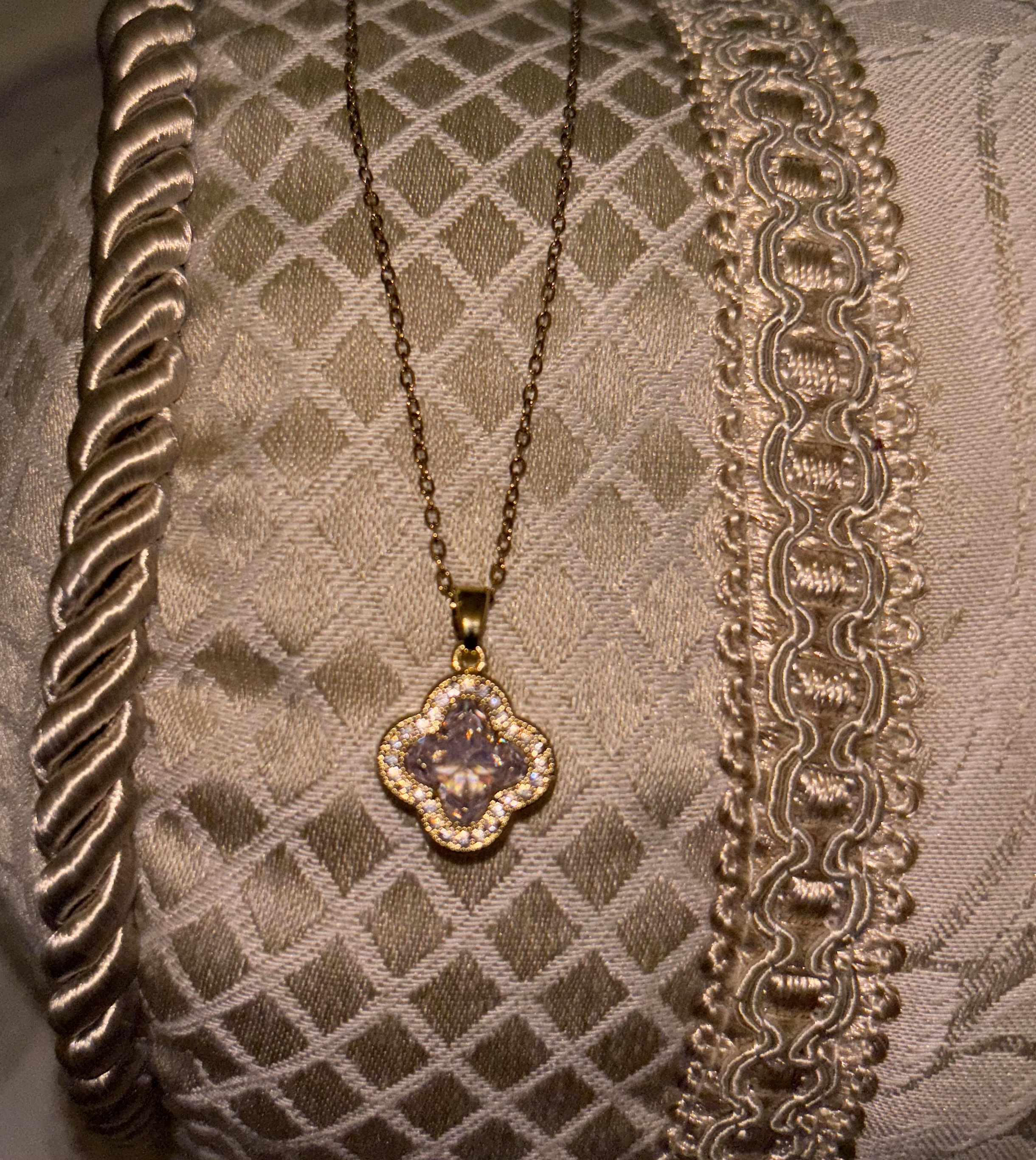 Crystal Clover Necklace