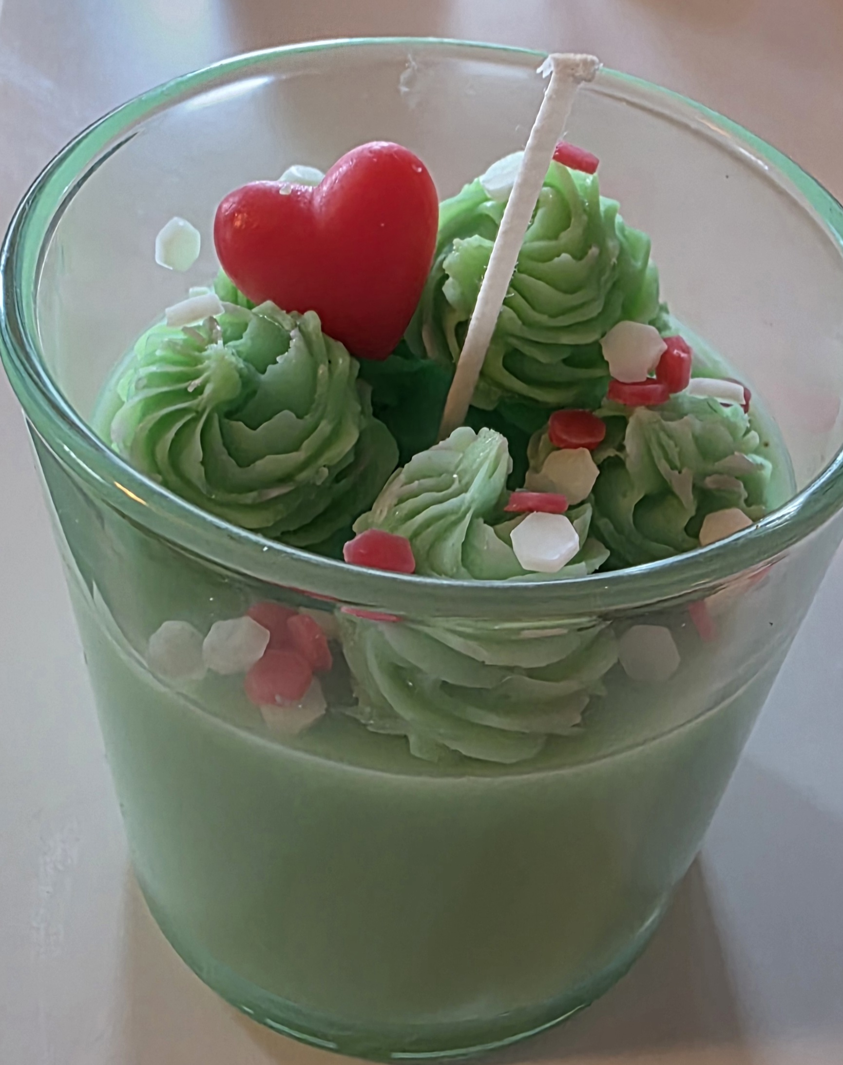 Holiday. Cheer luxury candle