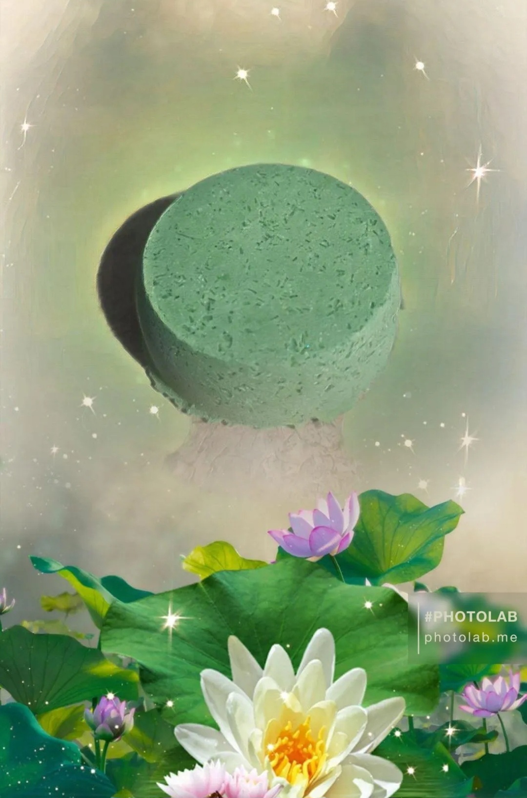 A Frogs kiss bath bomb
