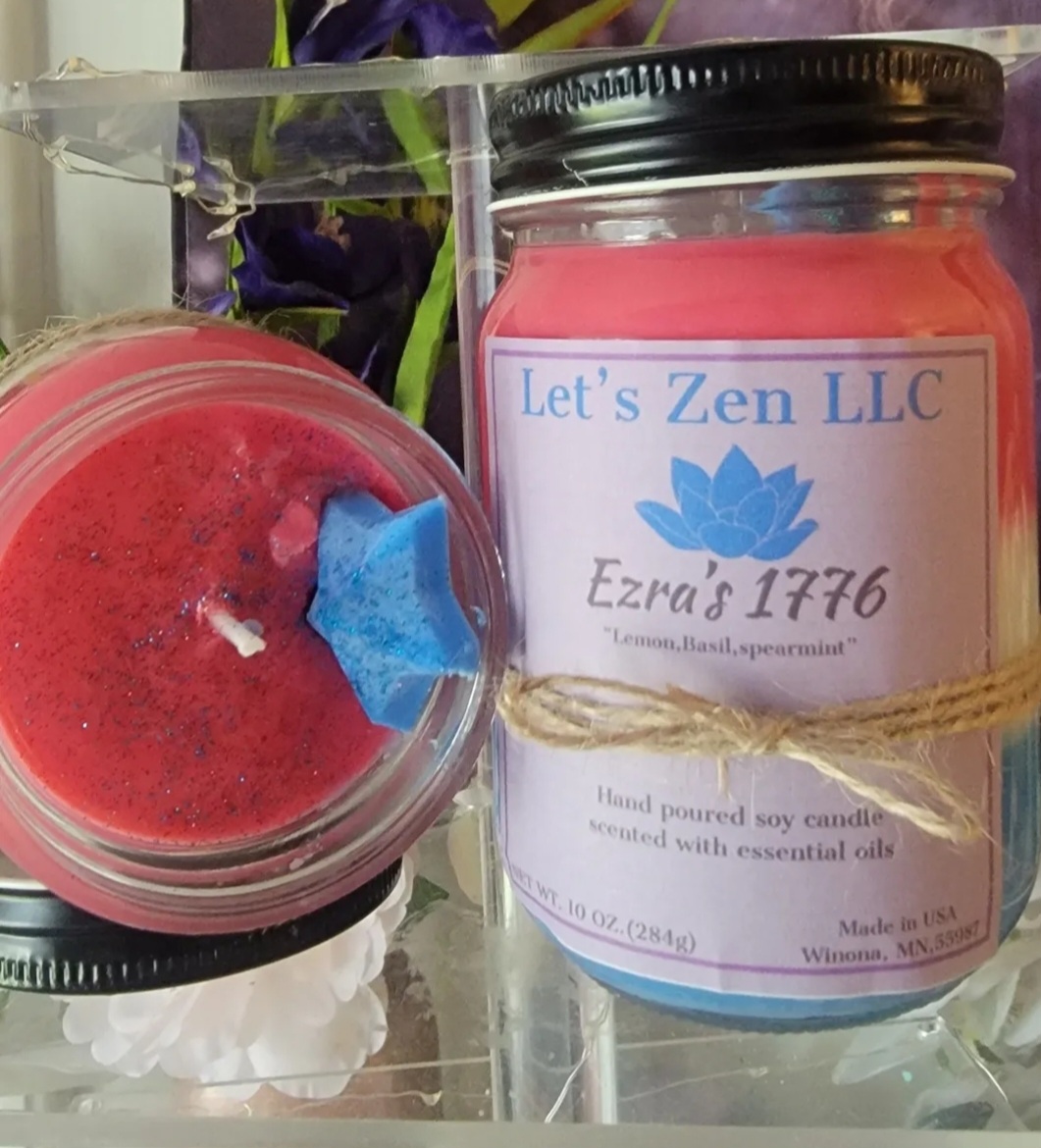 Ezra's 1776 luxury candle