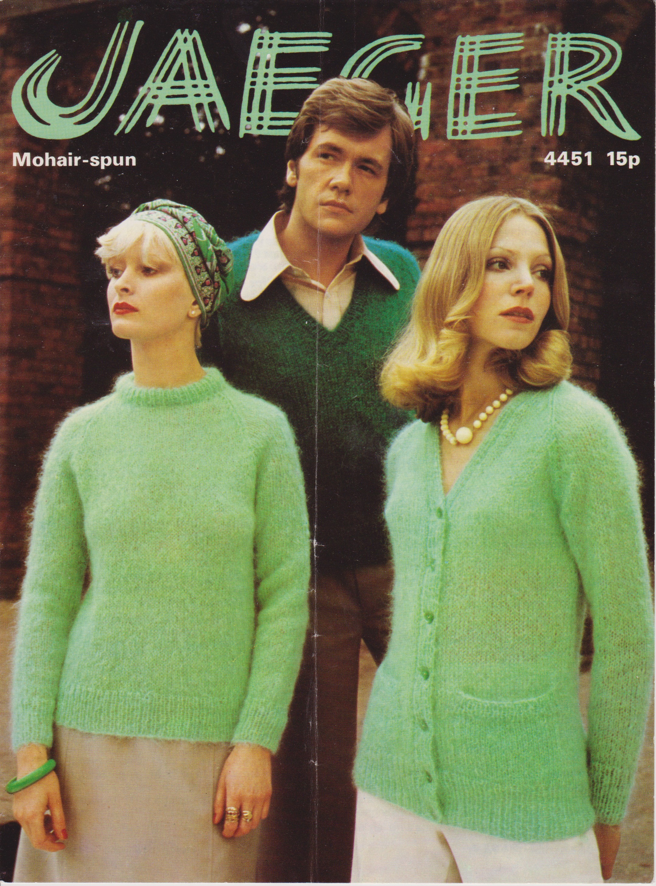 JAEGER4451 - UNISEX SWEATERS AND CARDIGAN IN MOHAIR - PDF KNITTING PATTERN