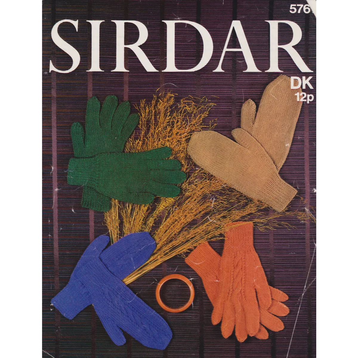 SIRDAR5761 - ADULT GLOVES AND MITTENS IN DK PDF KNITTING PATTERN