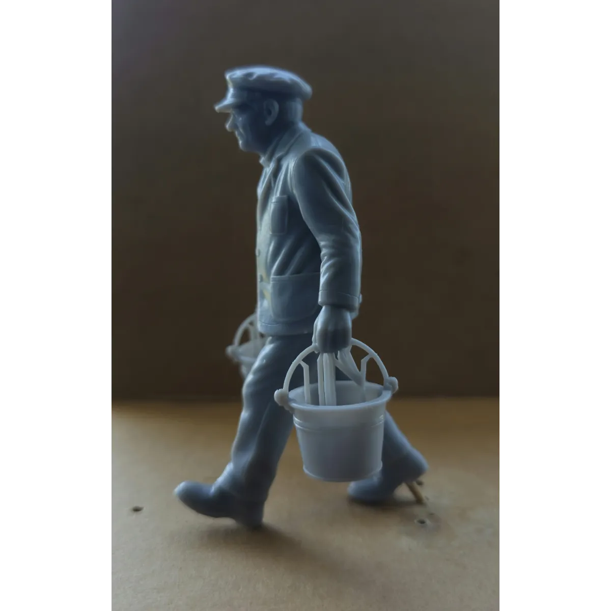 Railway Labourer Figure 16mm Scale