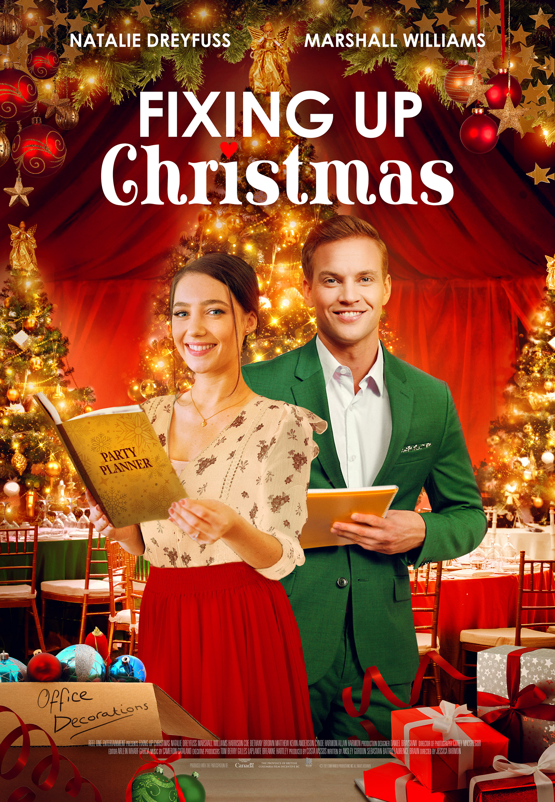 Fixing Up Christmas (2021) Natalie Dreyfuss Marshall Williams