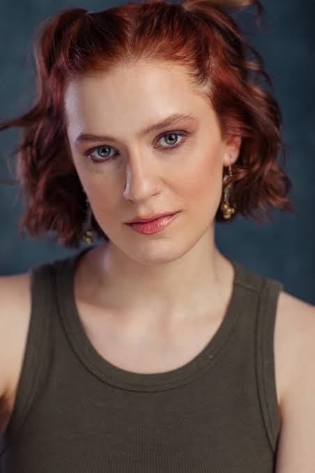 Julia James - Shop Girl (2025)
